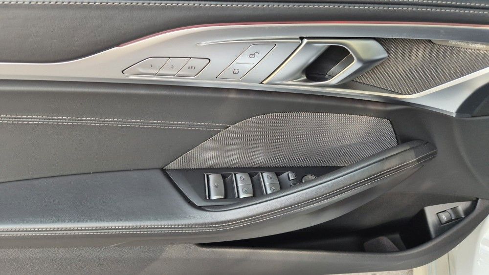 BMW M850 2024