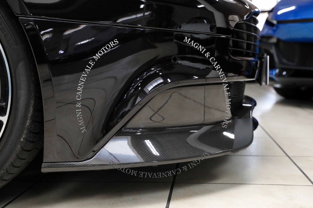 Aston Martin Vanquish 2018