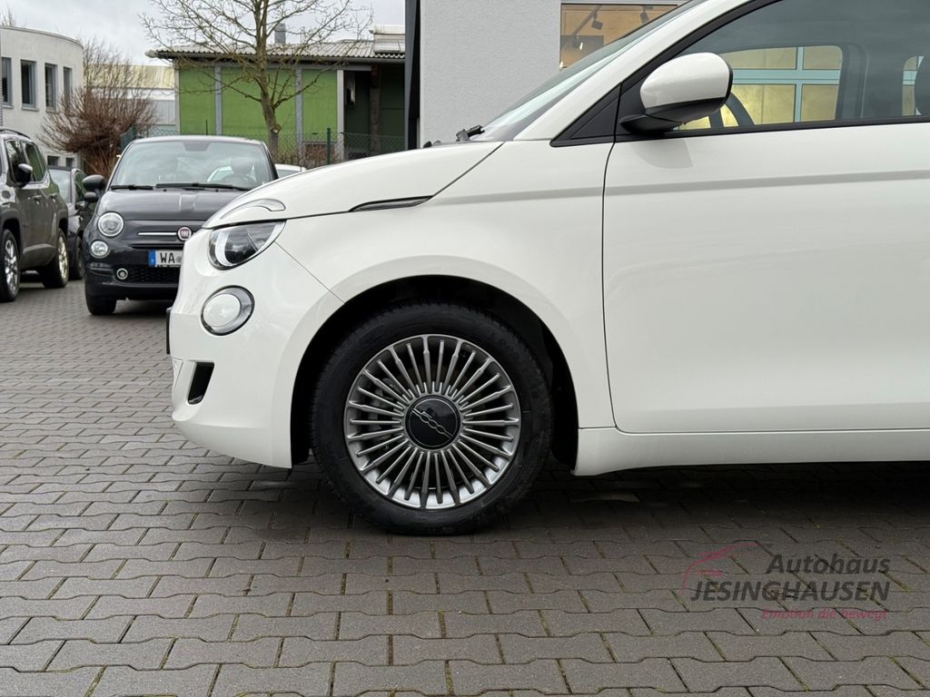 Fiat 500e 2023