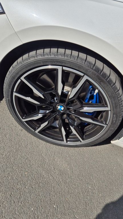 BMW M850 2024