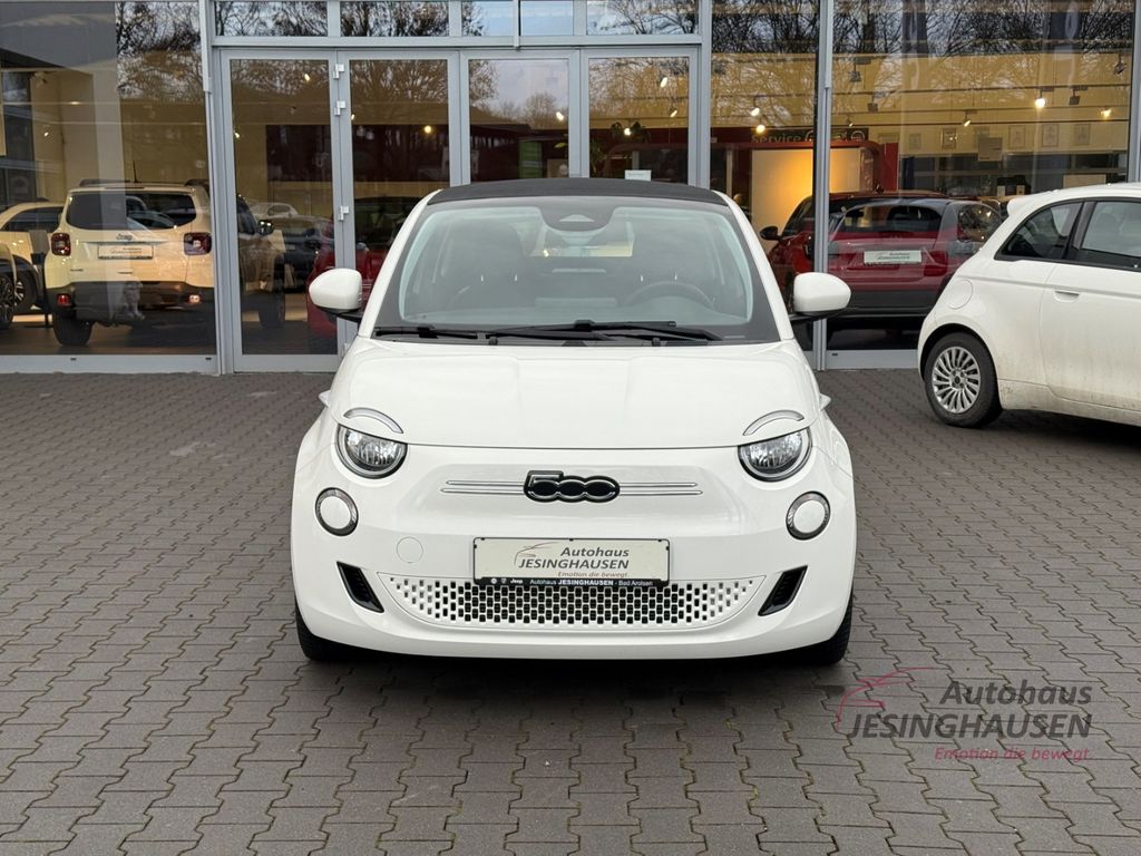 Fiat 500e 2023