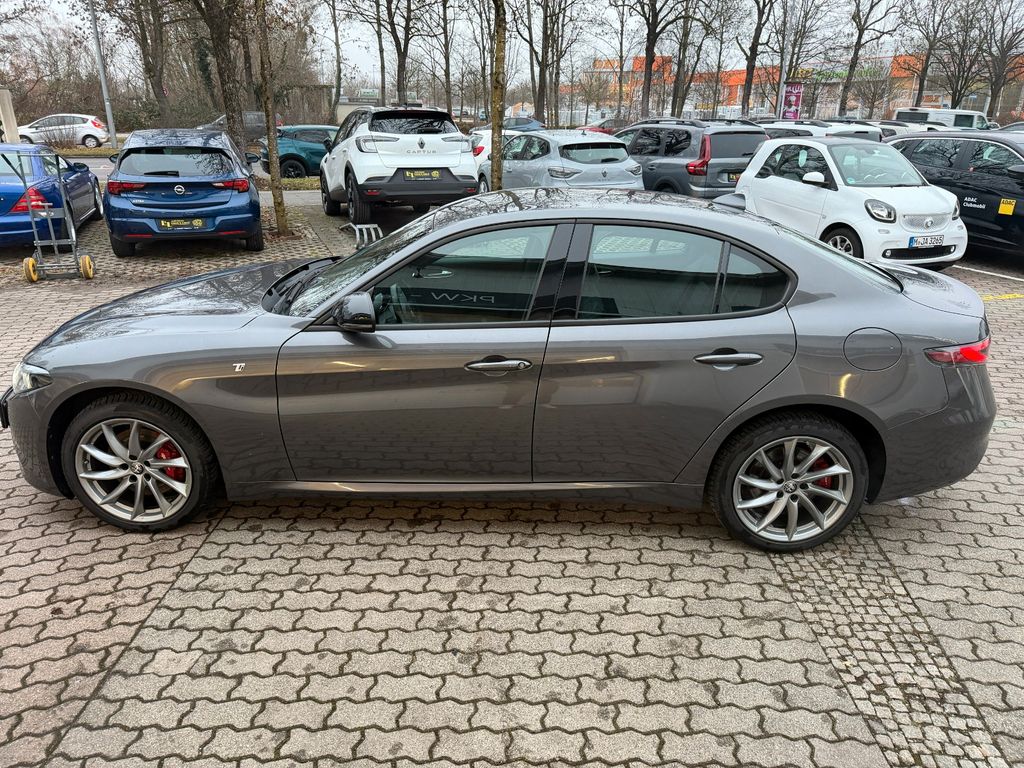 Alfa Romeo Giulia 2024