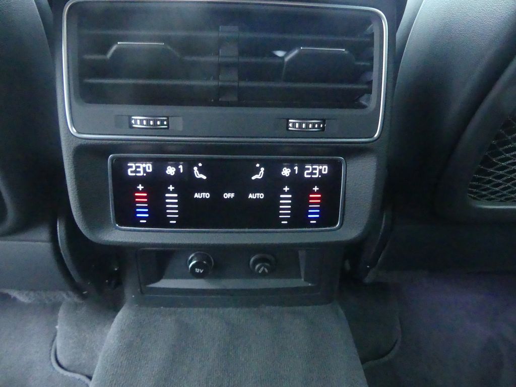 Audi RSQ8 2023