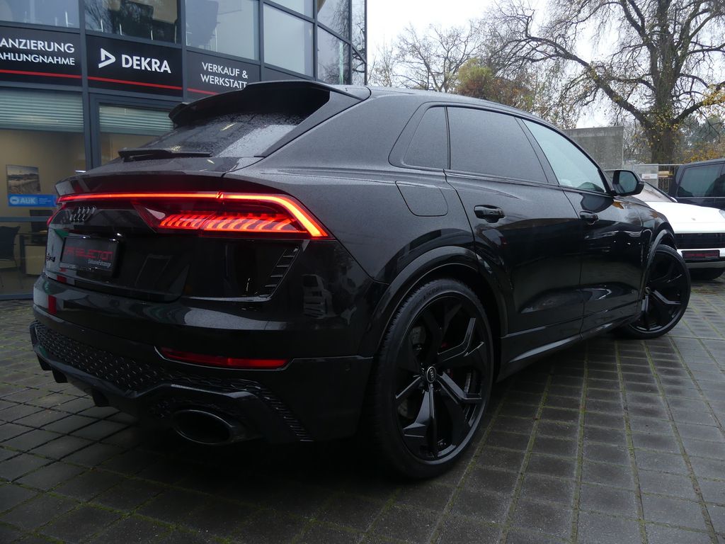 Audi RSQ8 2023