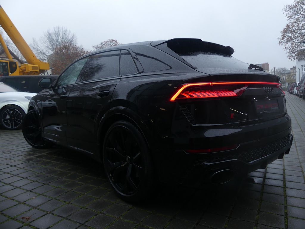 Audi RSQ8 2023