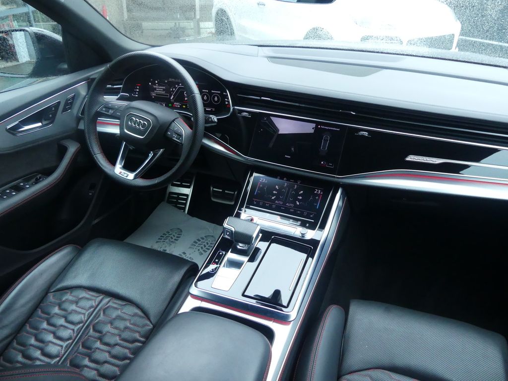 Audi RSQ8 2023