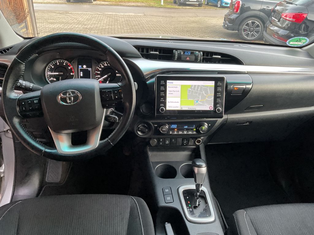 Toyota Hilux 2021