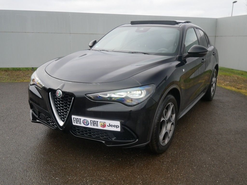 Alfa Romeo Stelvio 2023