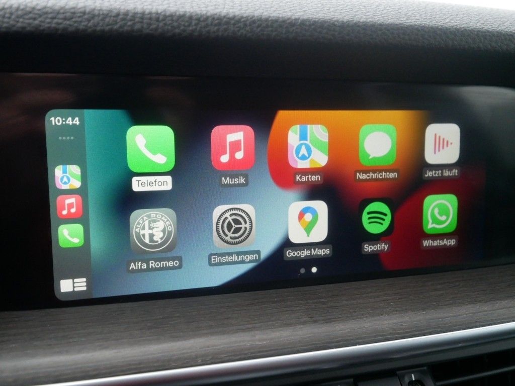 Alfa Romeo Stelvio 2023