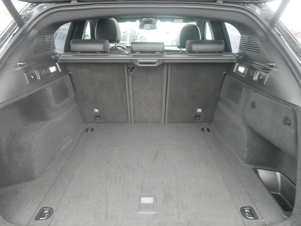 Alfa Romeo Stelvio 2023