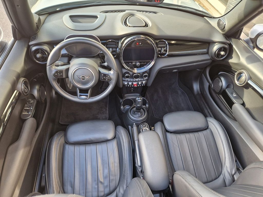 MINI Cooper Cabrio 2022