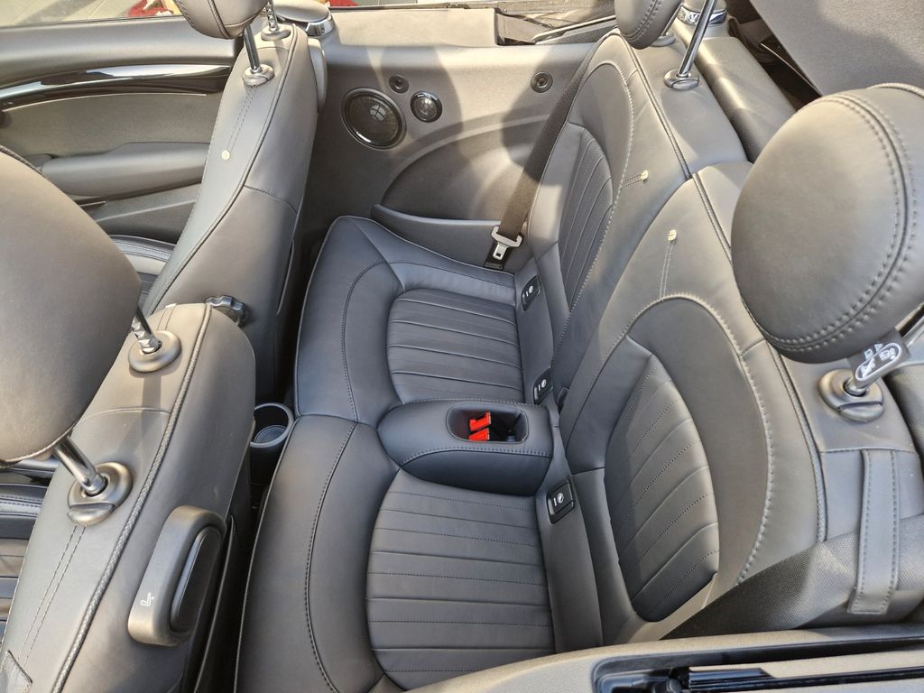 MINI Cooper Cabrio 2022