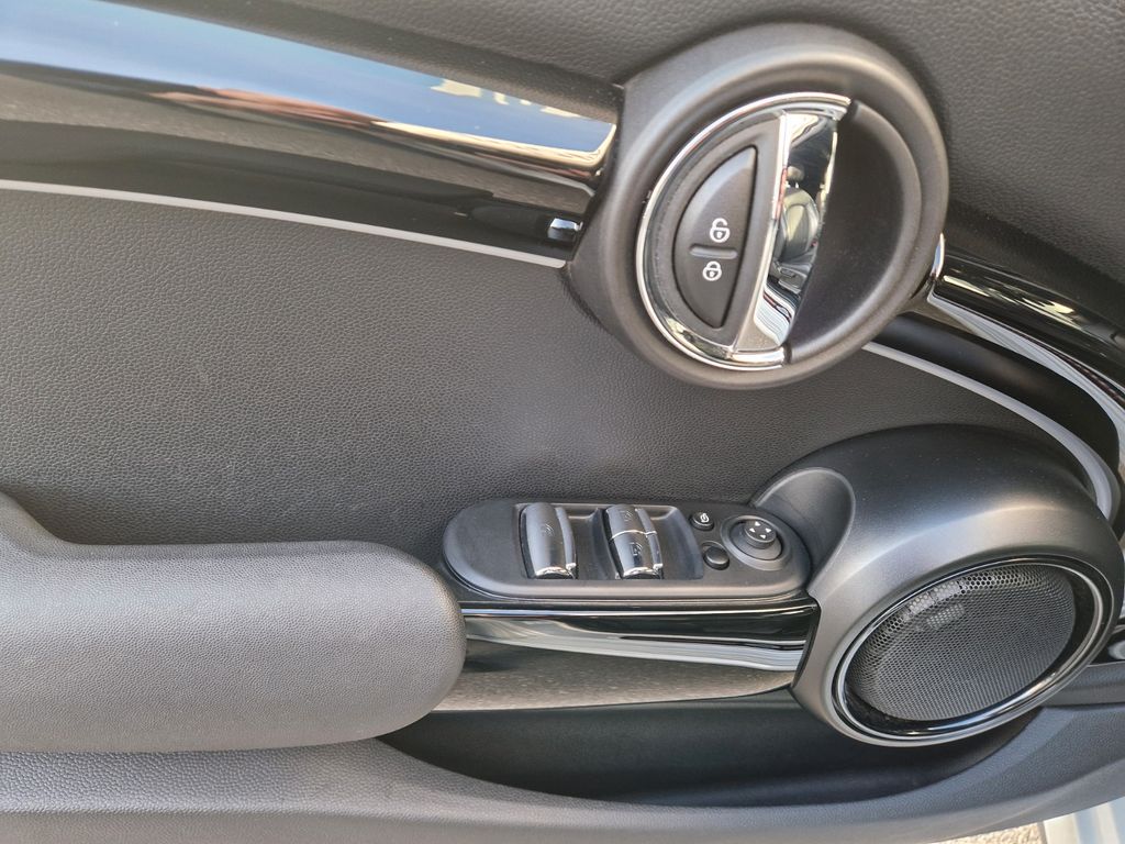 MINI Cooper Cabrio 2022