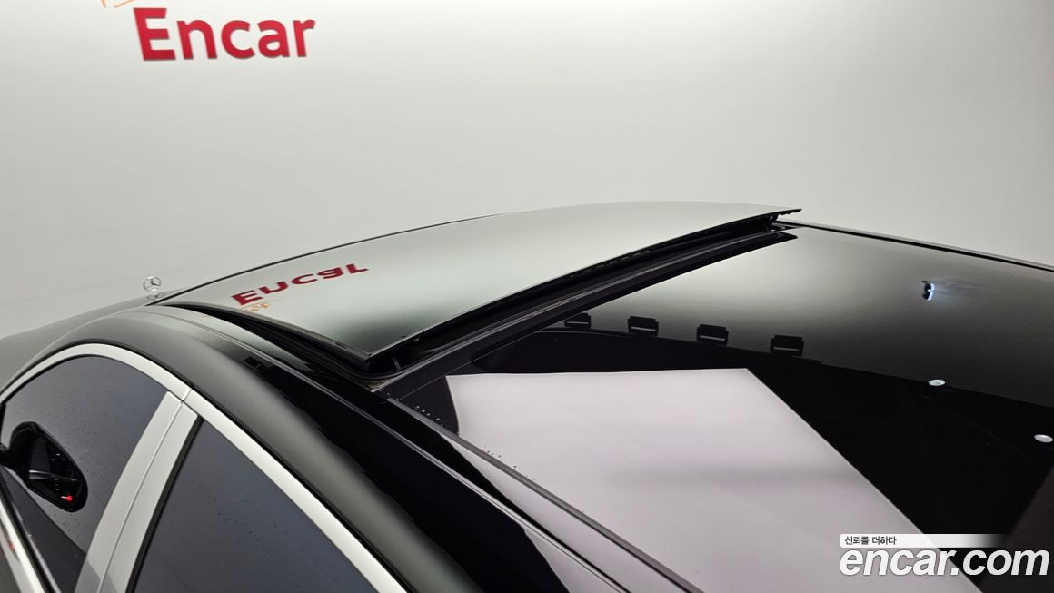 Mercedes-Benz S-Class 2019