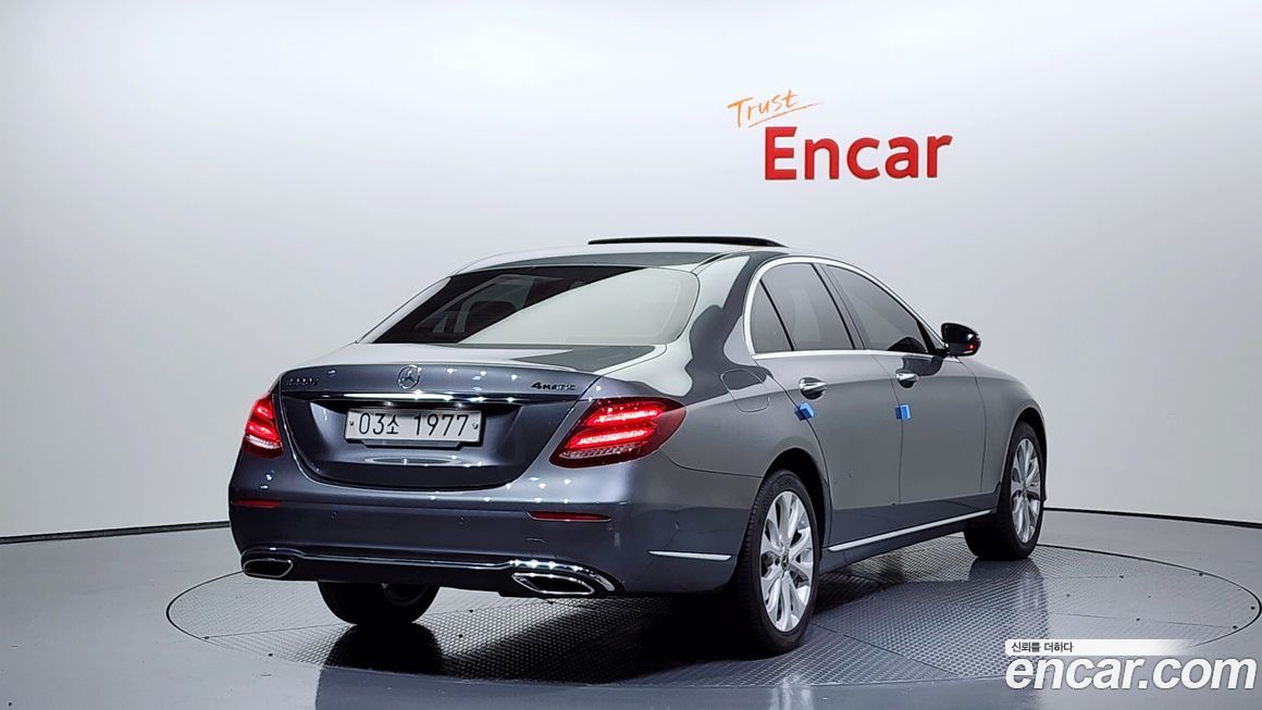 Mercedes-Benz E-Class 2018