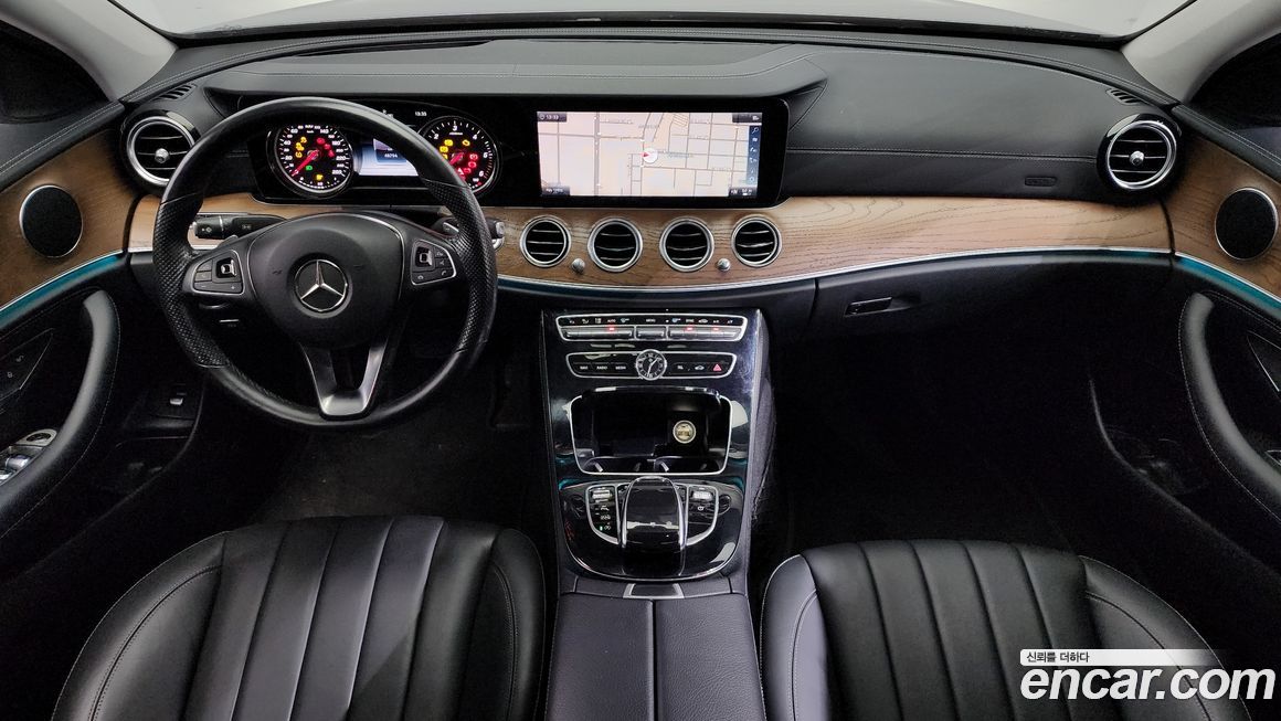 Mercedes-Benz E-Class 2018
