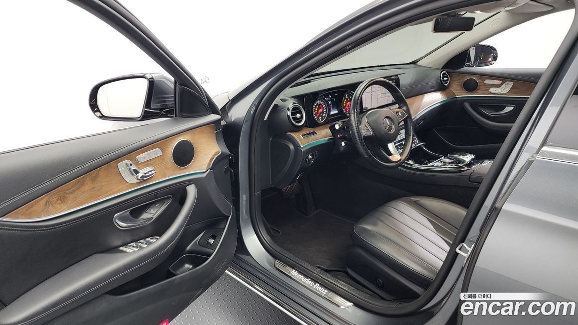 Mercedes-Benz E-Class 2018