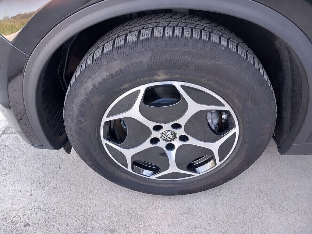 Alfa Romeo Stelvio 2022