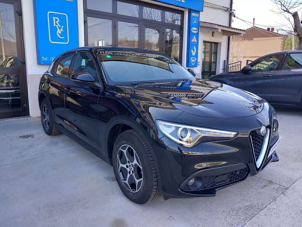 Alfa Romeo Stelvio 2022