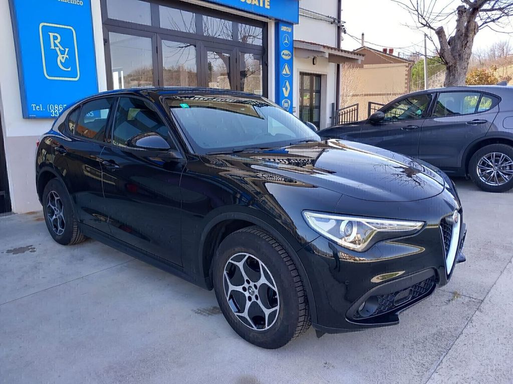 Alfa Romeo Stelvio 2022