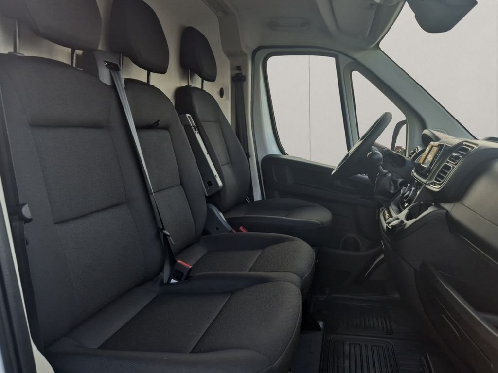 Toyota Proace Max 2024