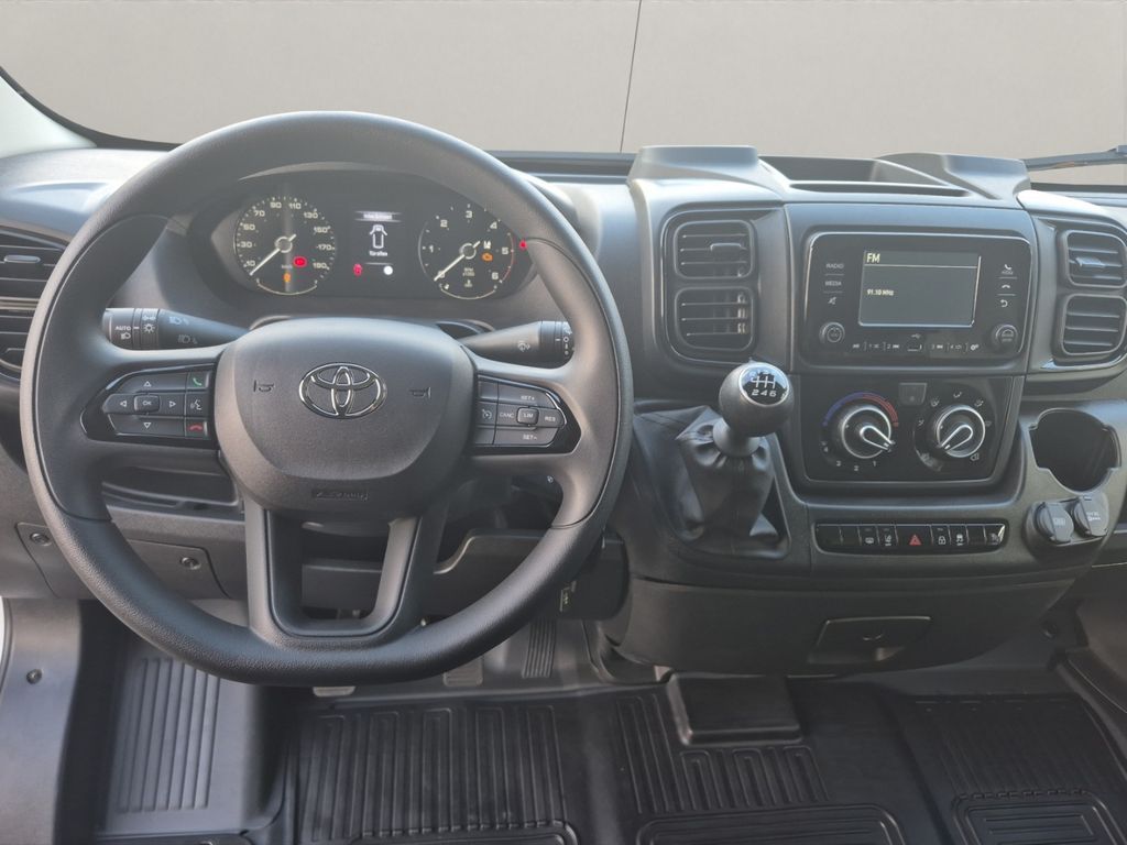 Toyota Proace Max 2024