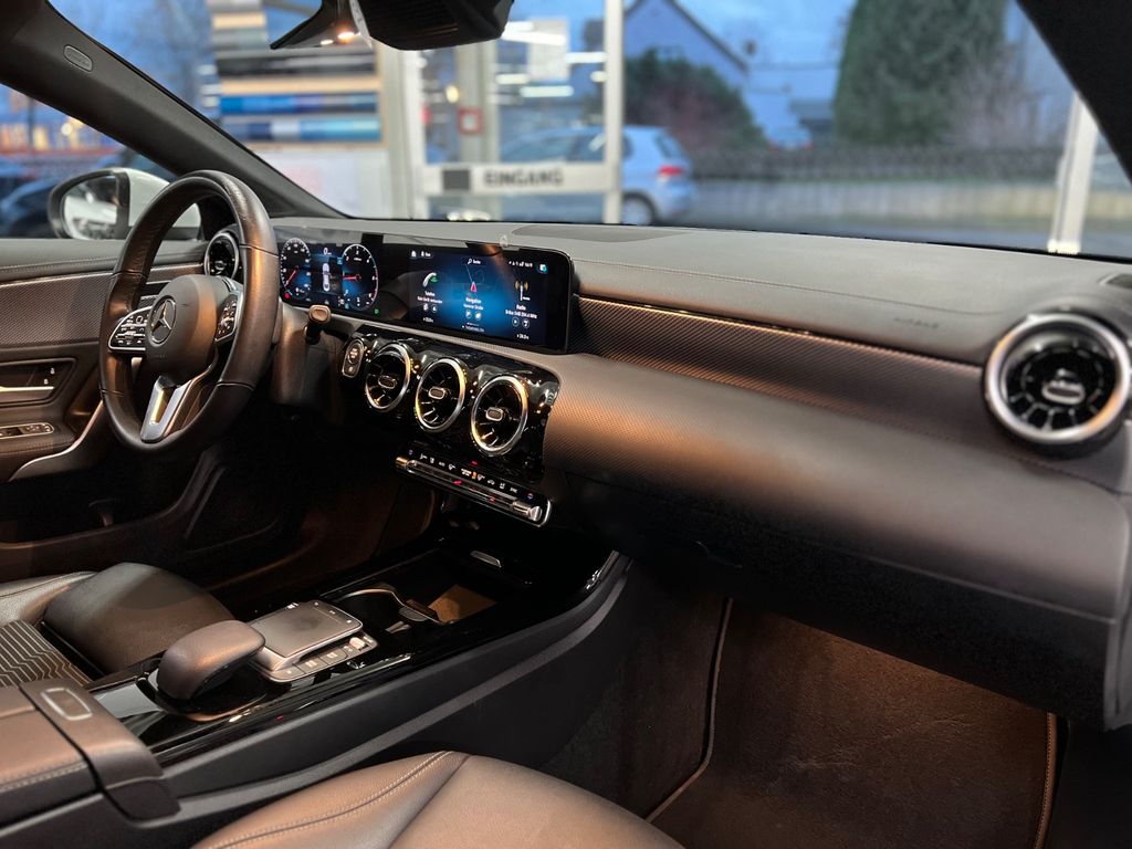 Mercedes-Benz CLA 180 2021