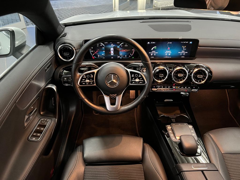 Mercedes-Benz CLA 180 2021