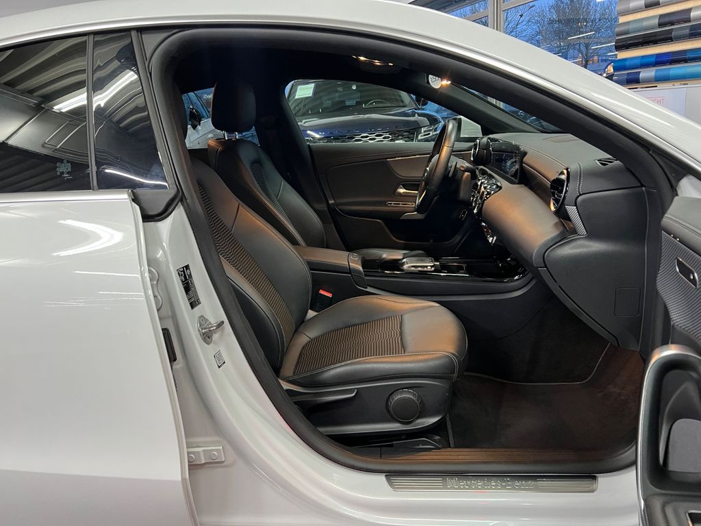 Mercedes-Benz CLA 180 2021