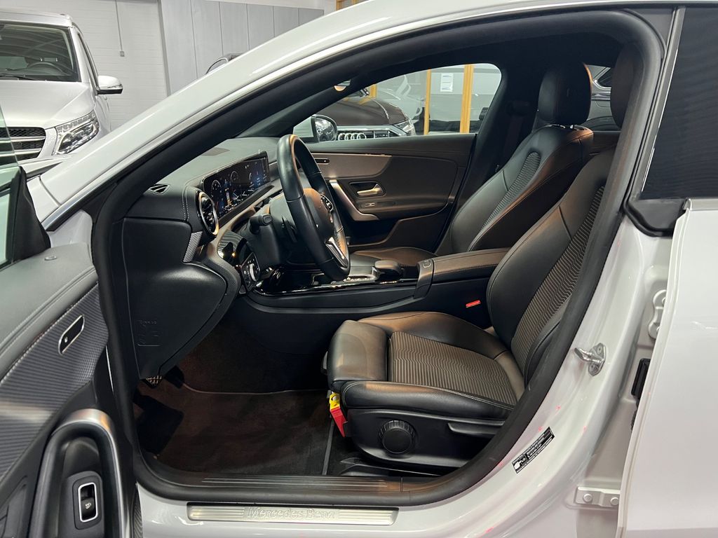 Mercedes-Benz CLA 180 2021