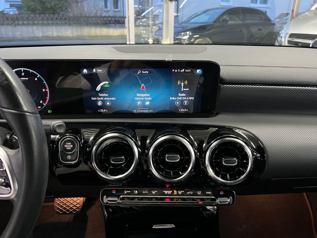Mercedes-Benz CLA 180 2021