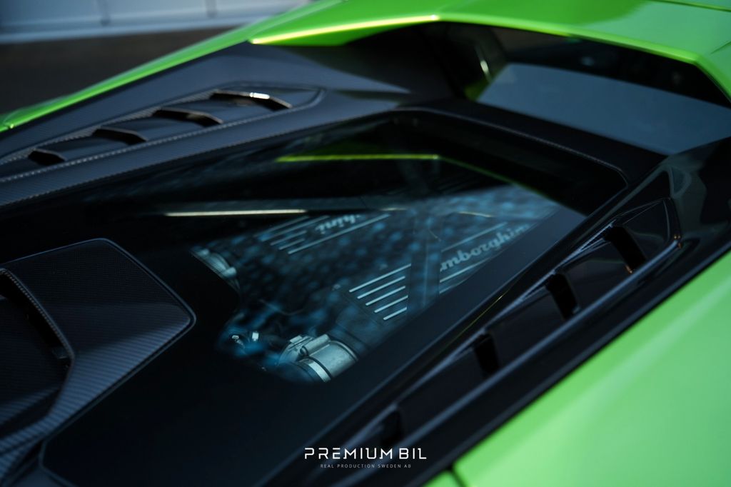 Lamborghini Huracán 2023