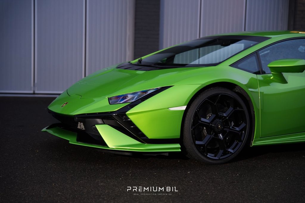 Lamborghini Huracán 2023