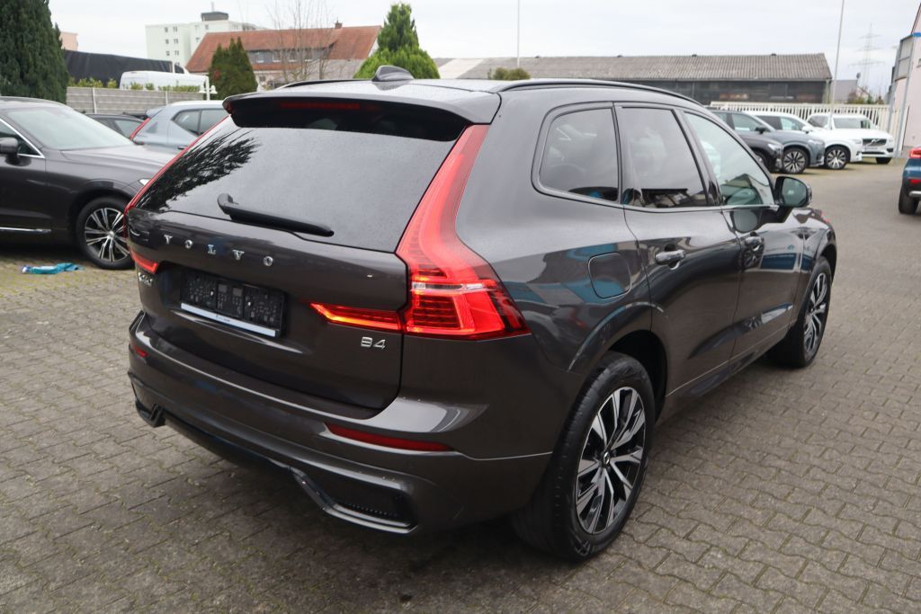 Volvo XC60 2022