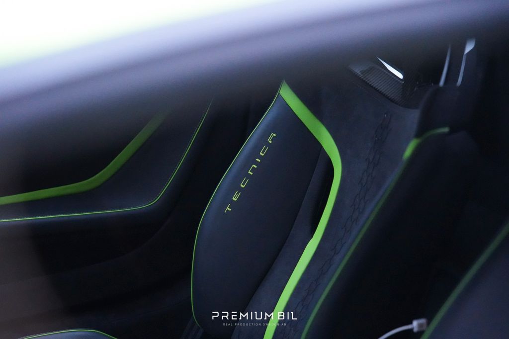 Lamborghini Huracán 2023