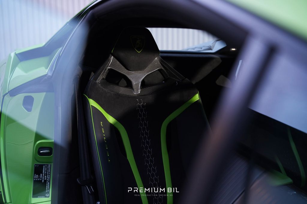 Lamborghini Huracán 2023