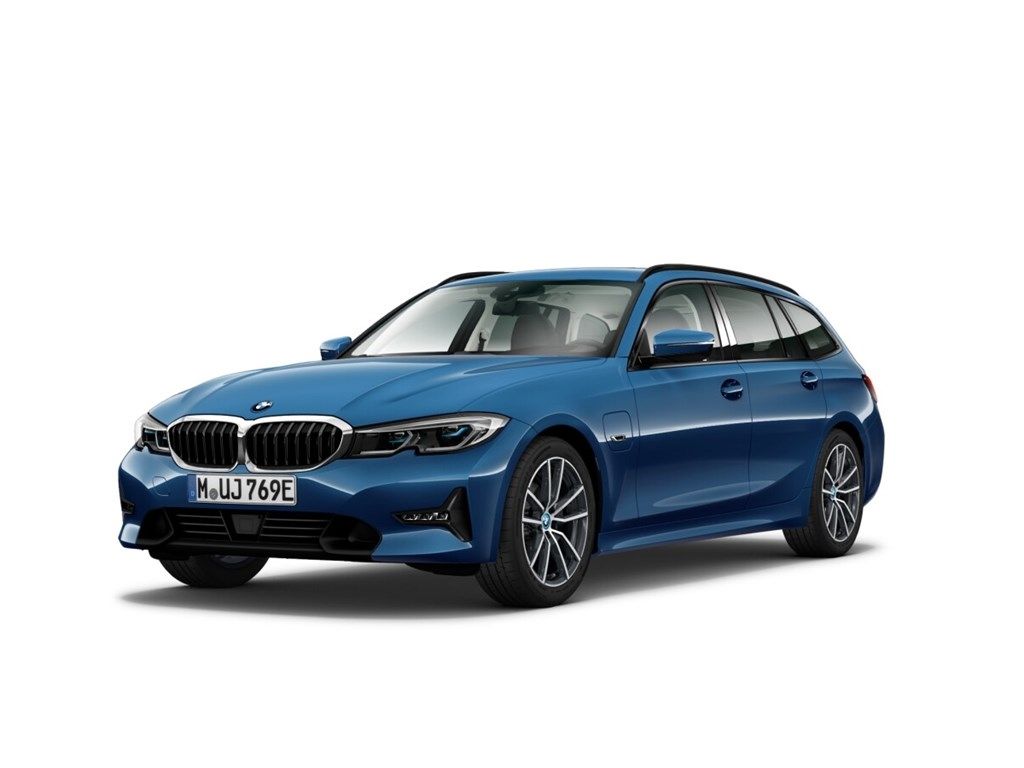 BMW 330 2022