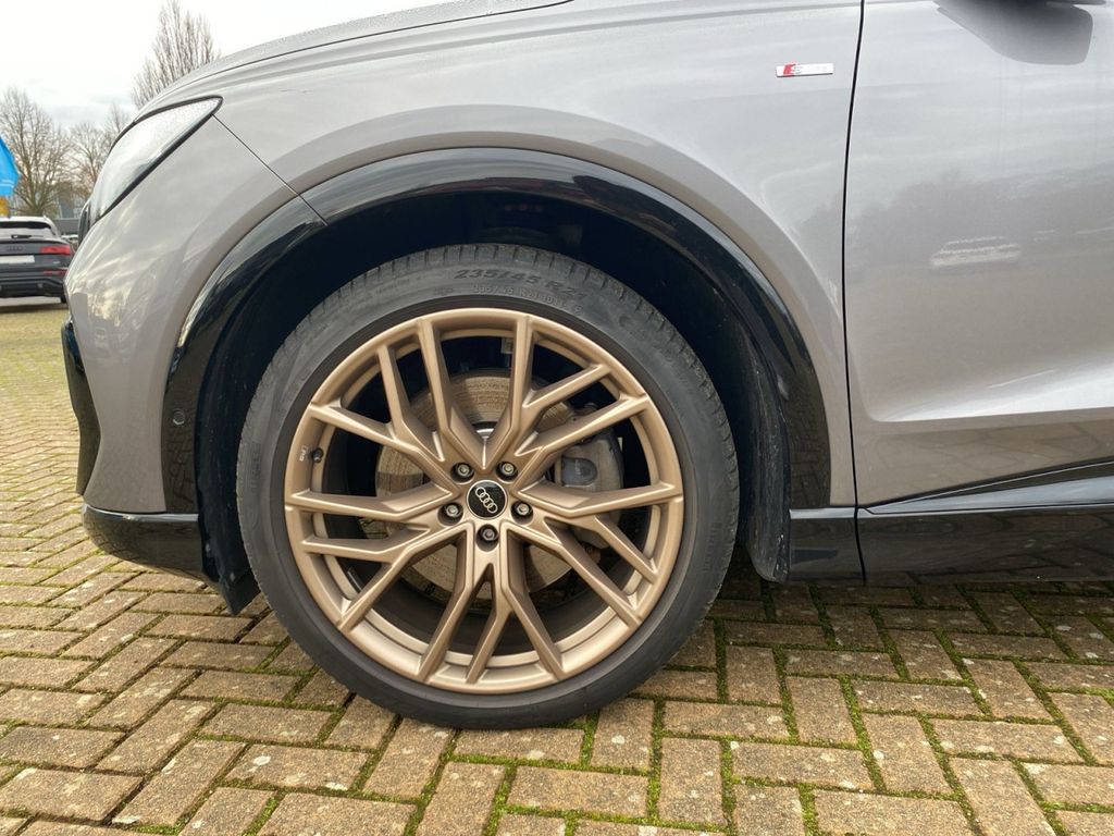 Audi Q4 2022