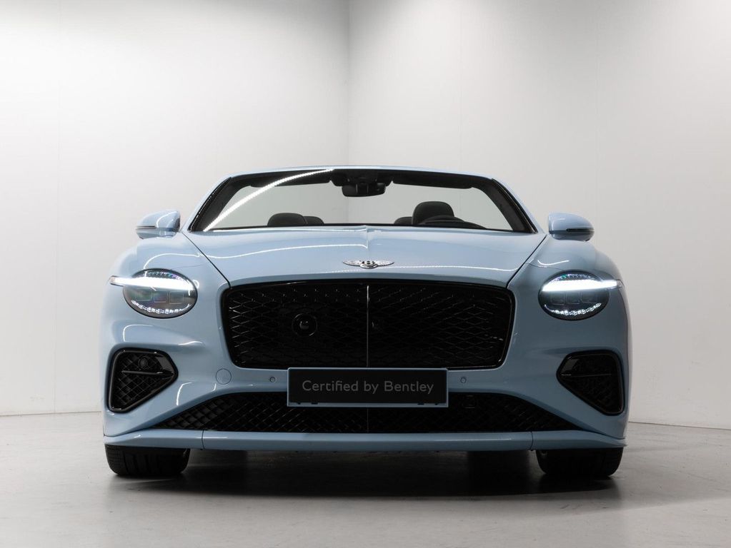 Bentley Continental GTC 2024