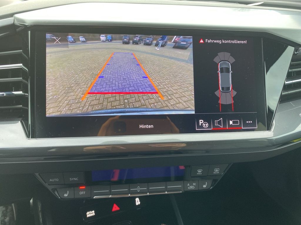 Audi Q4 2022