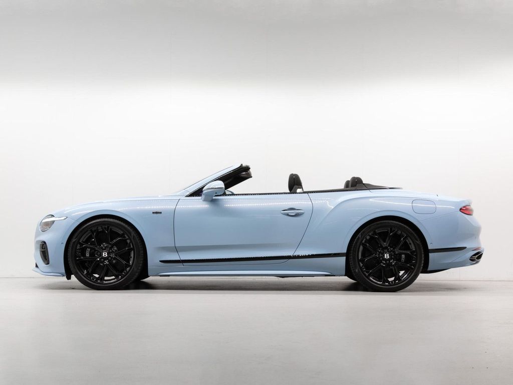 Bentley Continental GTC 2024