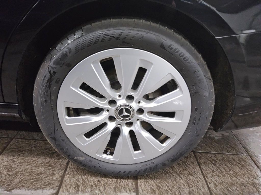 Mercedes-Benz C 200 2023