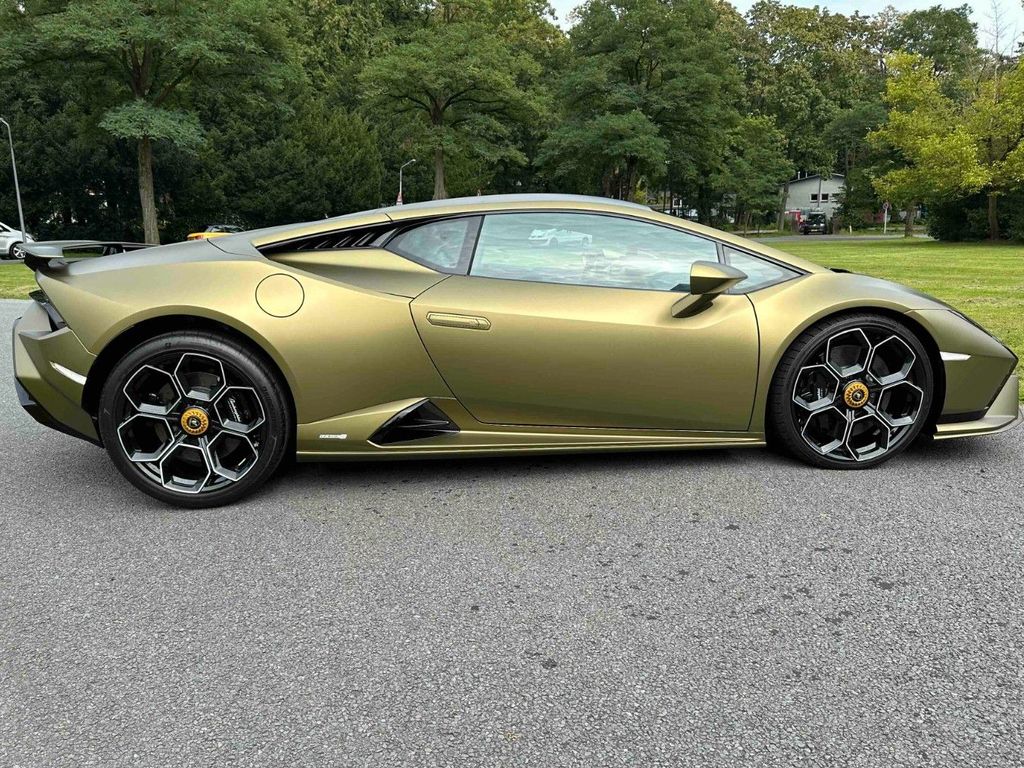 Lamborghini Huracán 2024