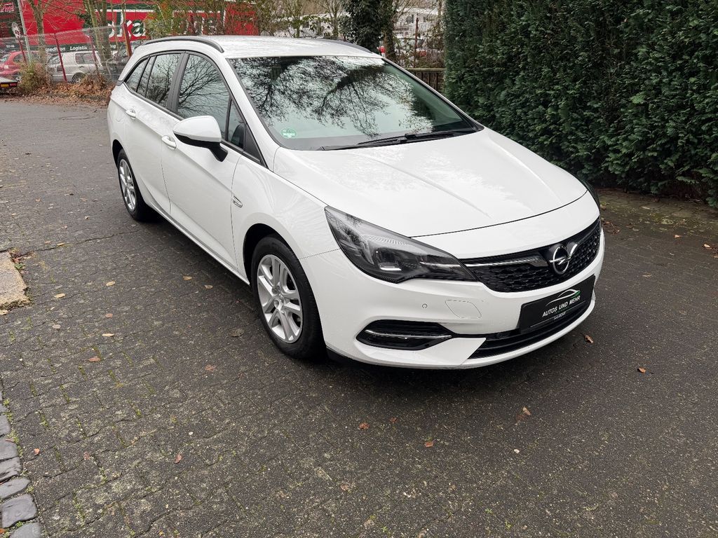 Opel Astra 2021