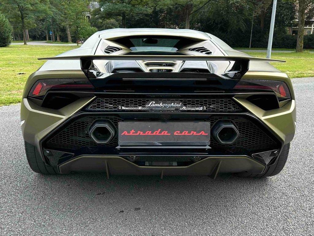 Lamborghini Huracán 2024