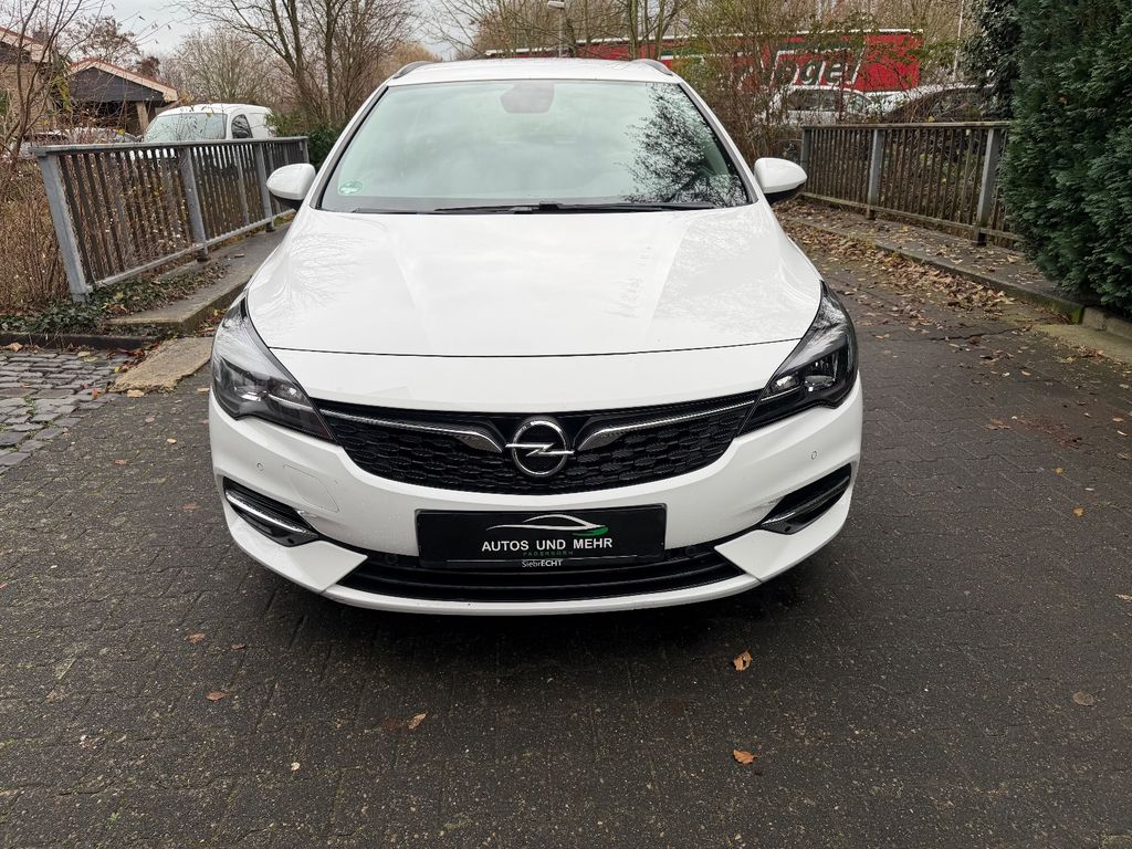 Opel Astra 2021