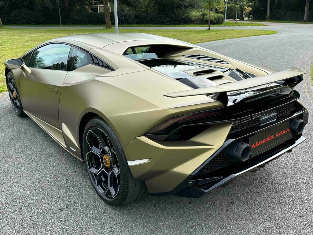 Lamborghini Huracán 2024