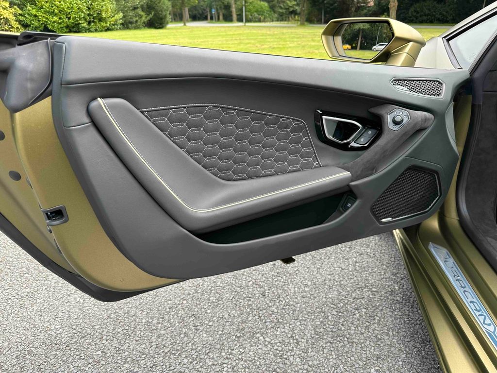 Lamborghini Huracán 2024