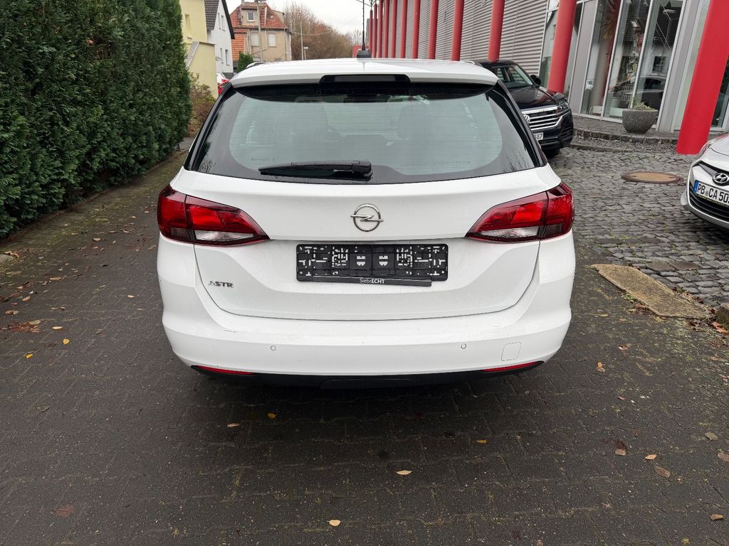 Opel Astra 2021