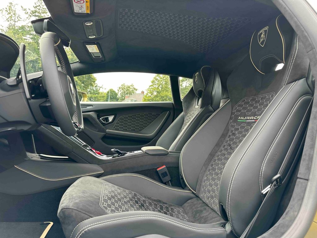 Lamborghini Huracán 2024